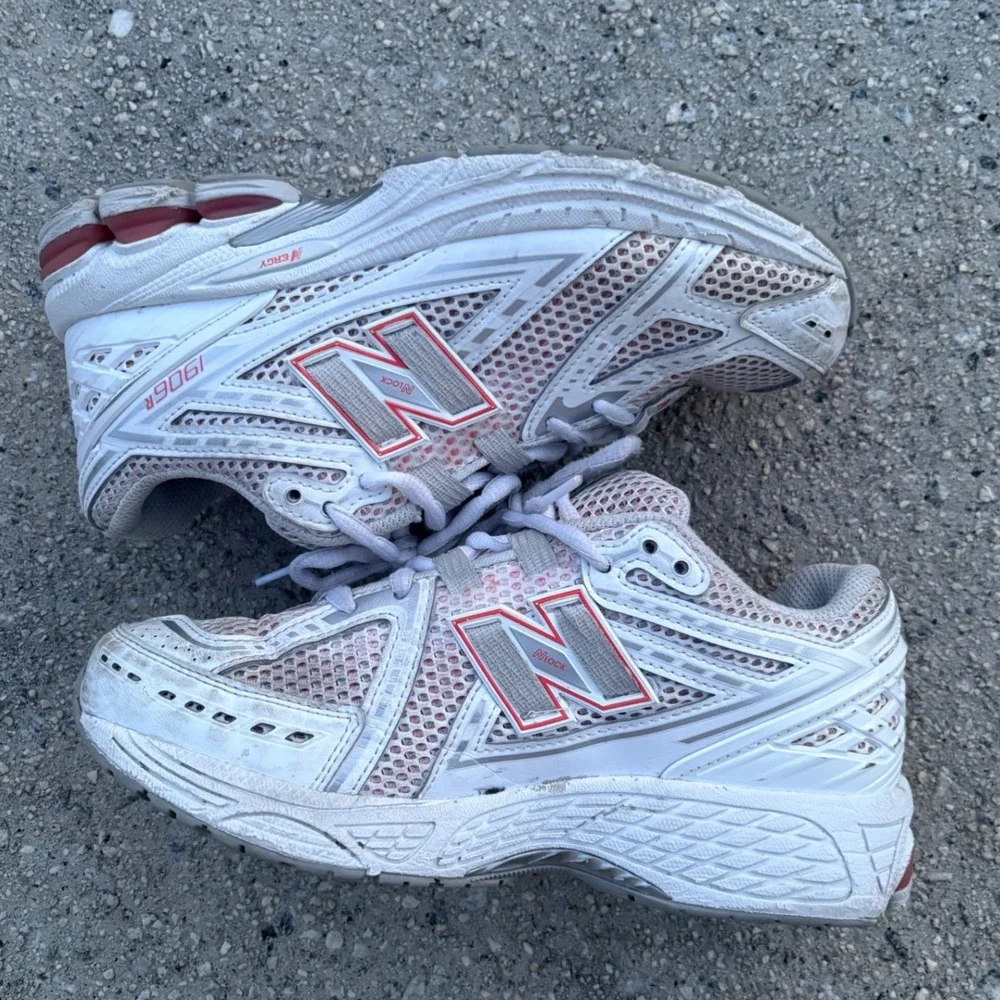 New Balance 1906R White Silver Red Mesh Running Shoes M1906RCI Mens 4 Womens 5.5